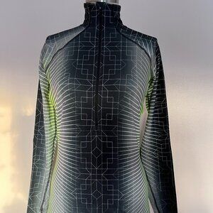 Nike Pro Dri-Fit thermal 1/4 zip long sleeve mock neck patterned top Sz. M